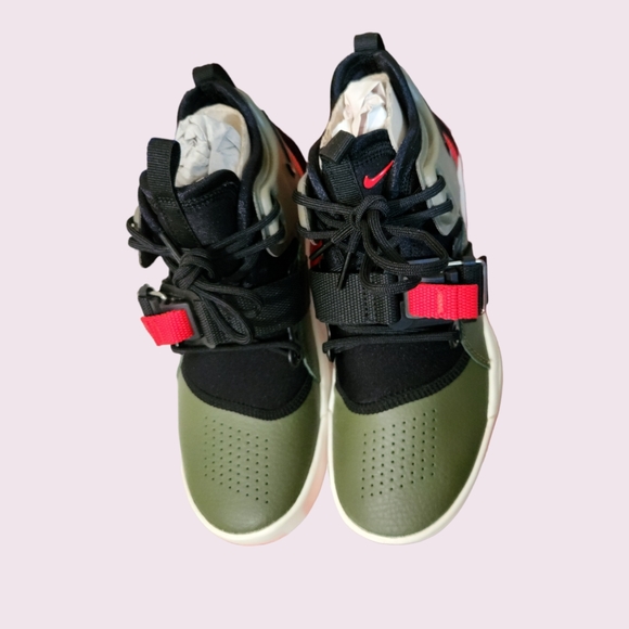 Nike Air Force 270 (GS) - Picture 7 of 13